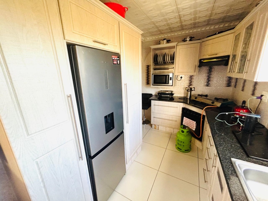 3 Bedroom Property for Sale in Mdantsane Nu 16 Eastern Cape